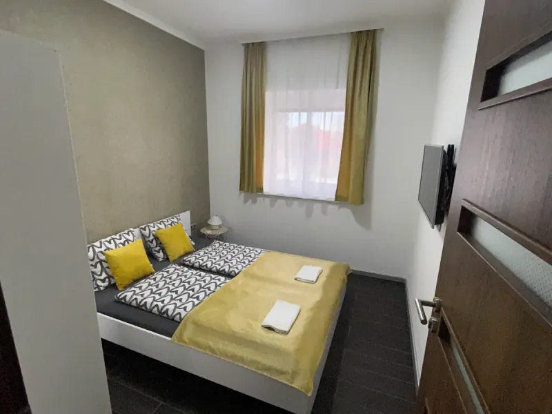 Sárga Apartman