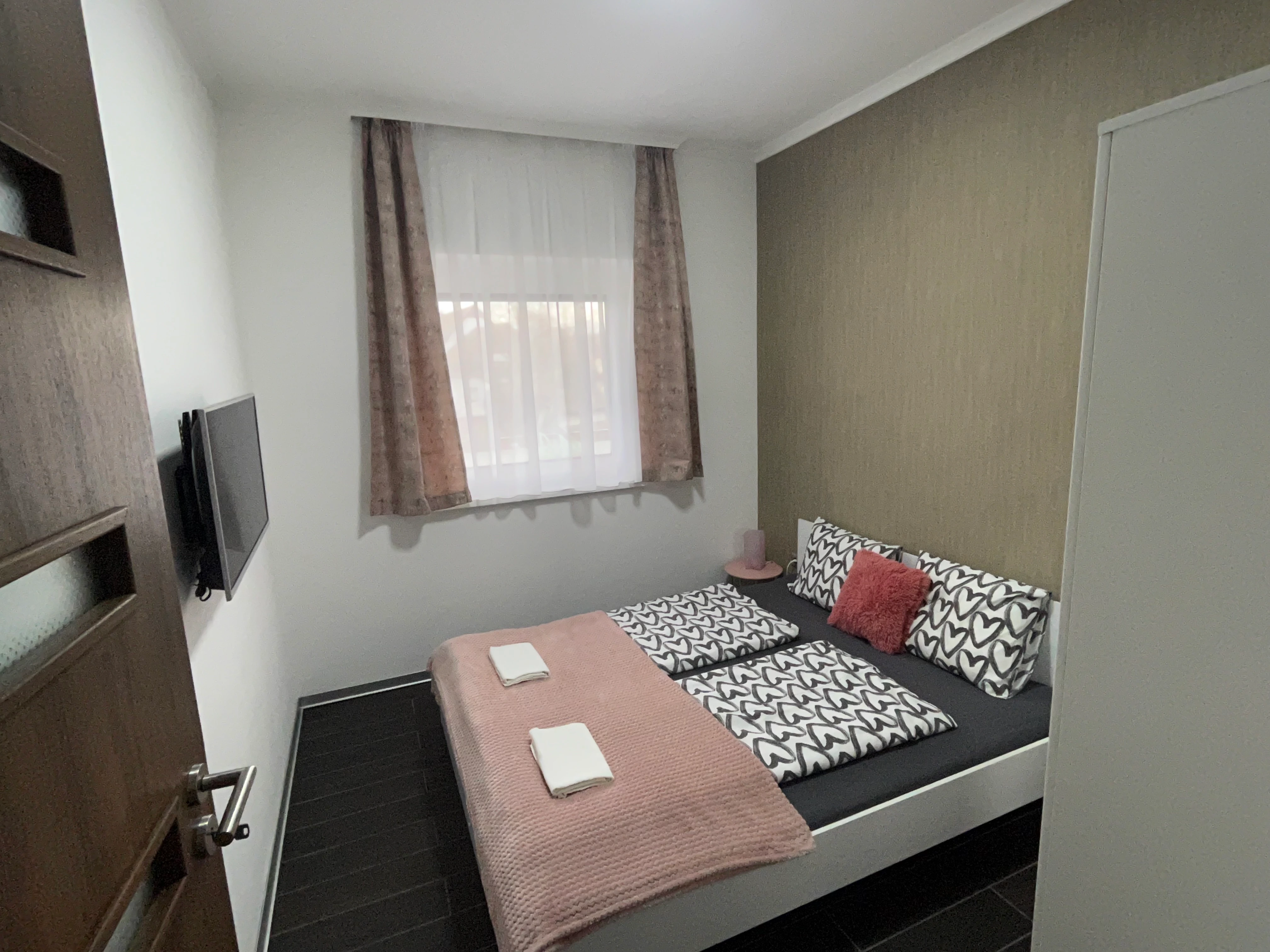 Rózsaszín Apartman