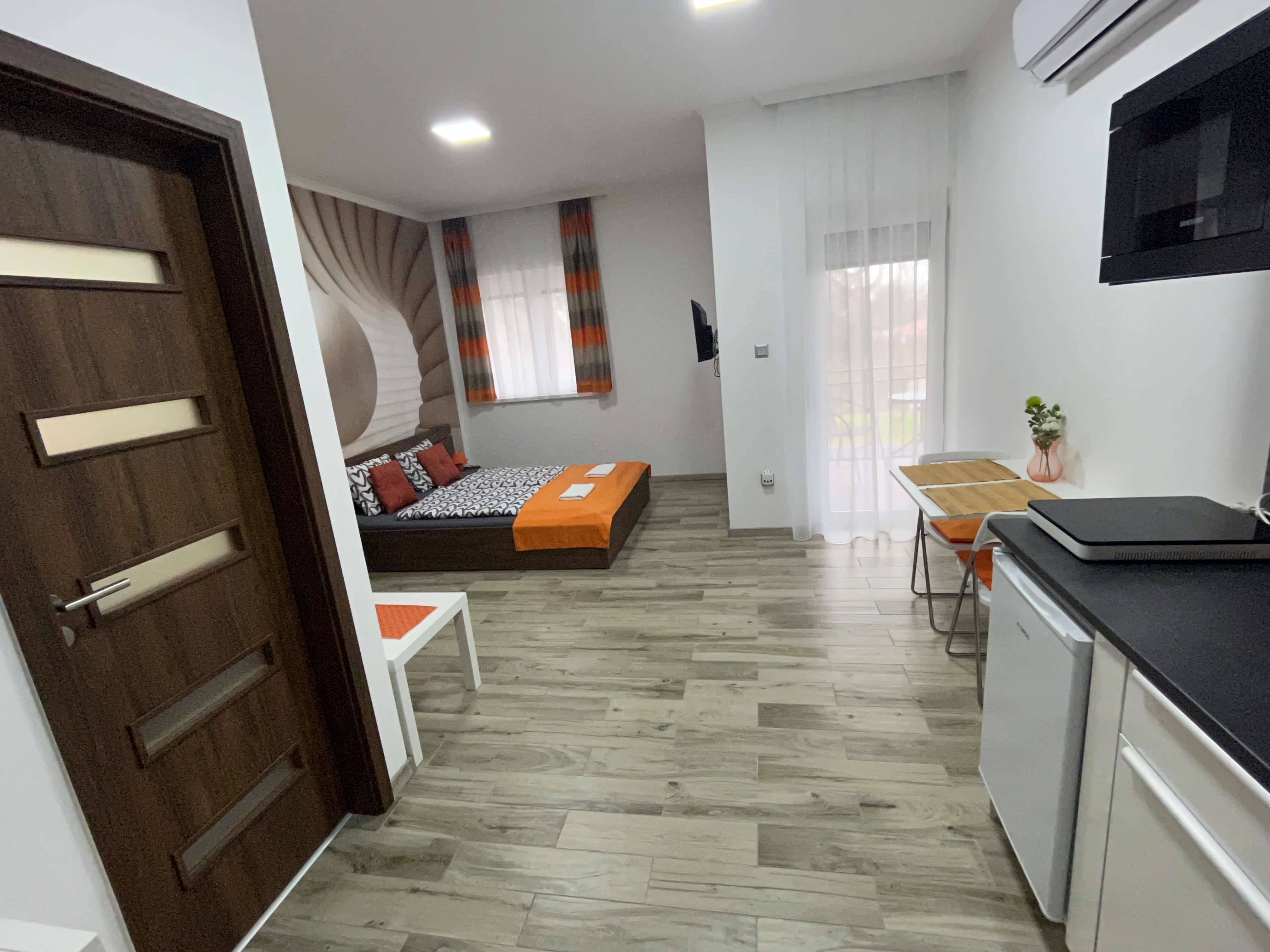 Narancs Apartman