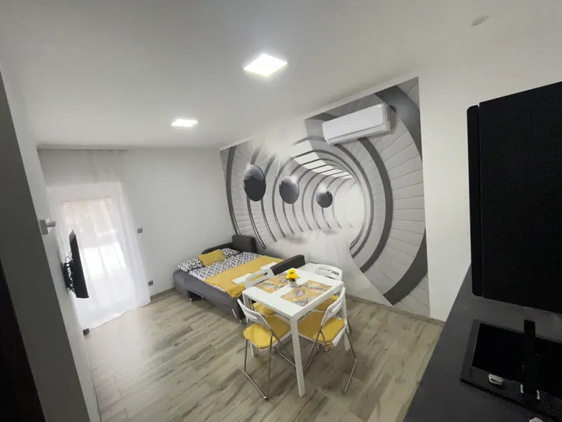Sárga Apartman