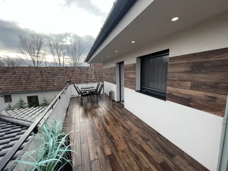 Sárga Apartman